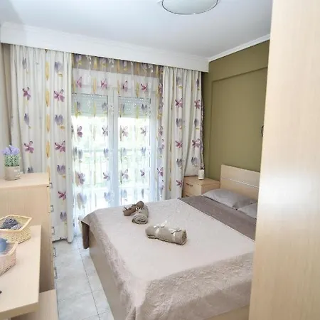 Sunrise Apartment *